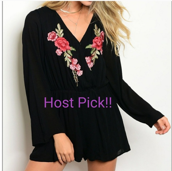 Pants - WOW SALE!! Sz. L ♥️HP♥️NWOT Black flower romper!!